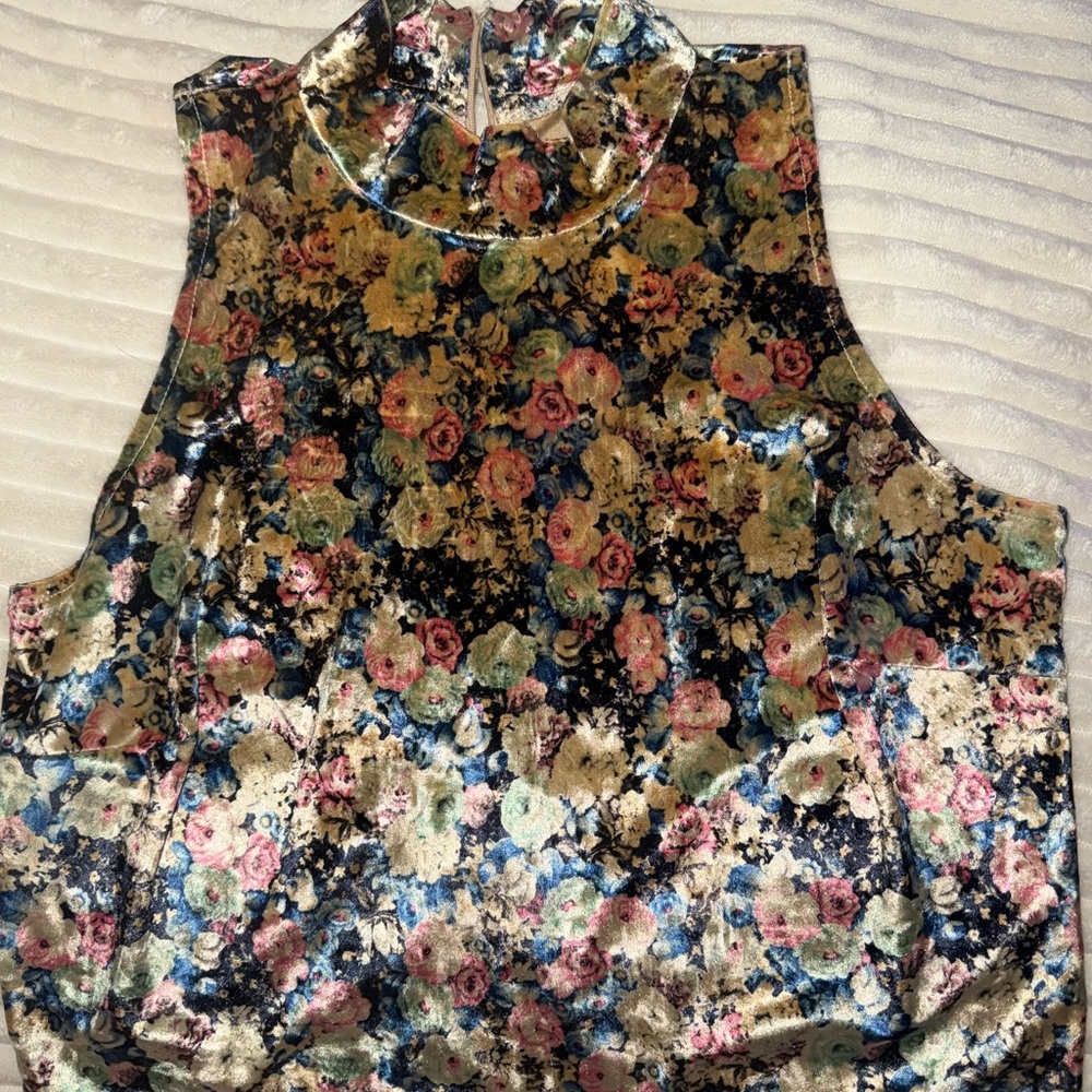Floral Velvet Sleeveless Top Halter
